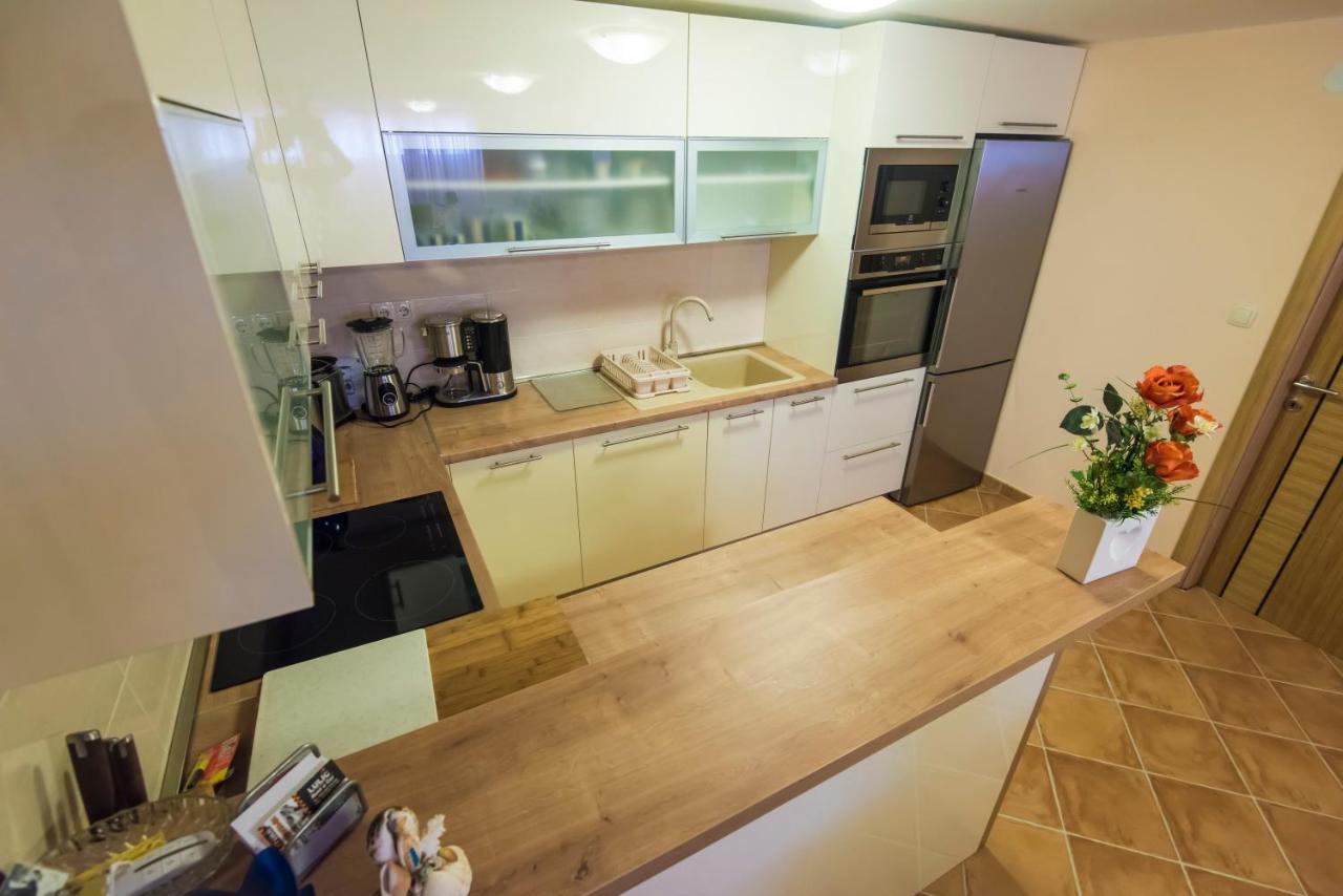 Apartmani Eda ซาดาร์ ภายนอก รูปภาพ